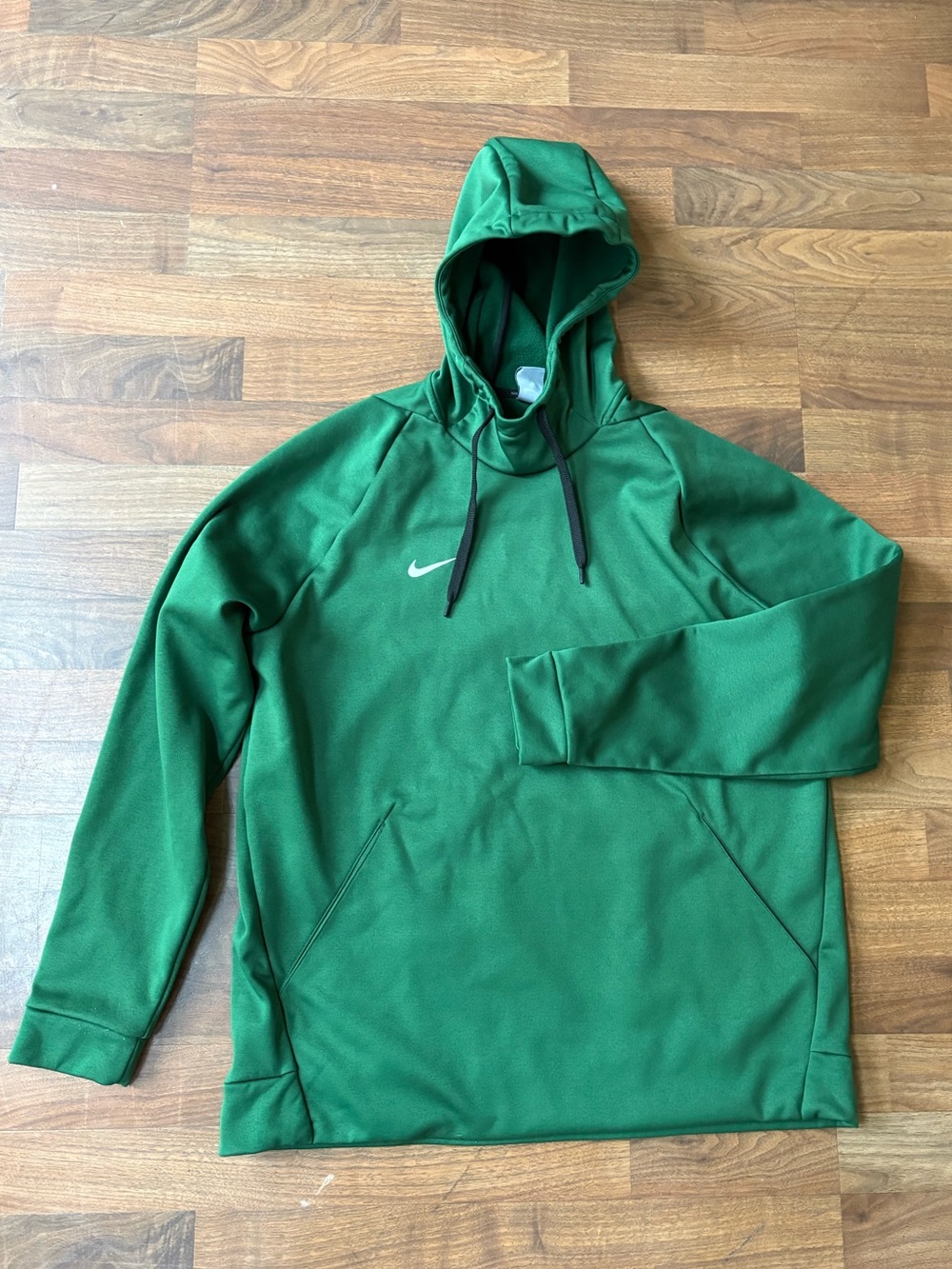 Nike Men's Green Performance Hoodie with Swoosh